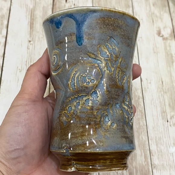 Signed Pottery Japanese Glazed Tea Cup - Picture 3 of 12